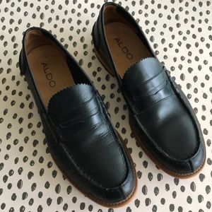 Stylish black loafers